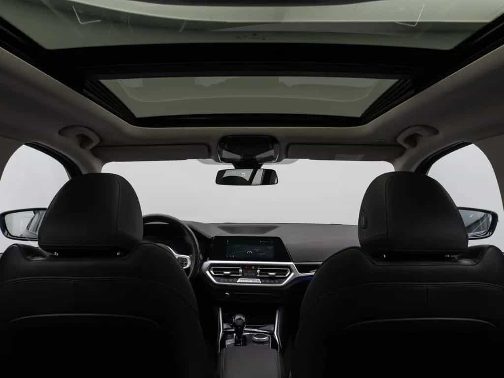 BMW 3 Series d  Sport Line Panorama HUD DAB Lordos LED PDC 12/2020-photo-30