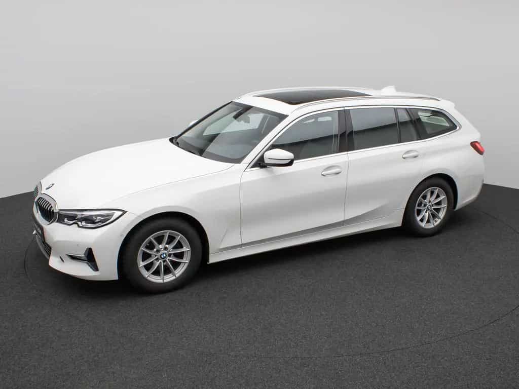 BMW 3 Series d  Luxury Line Panorama Kamera DAB AHK Alarm 08/2021-photo-11