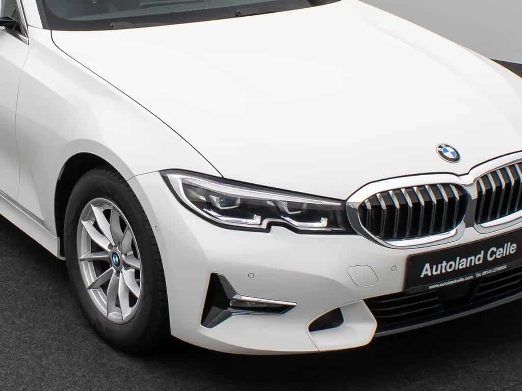 BMW 3 Series d  Luxury Line Panorama Kamera DAB AHK Alarm 08/2021-photo-15