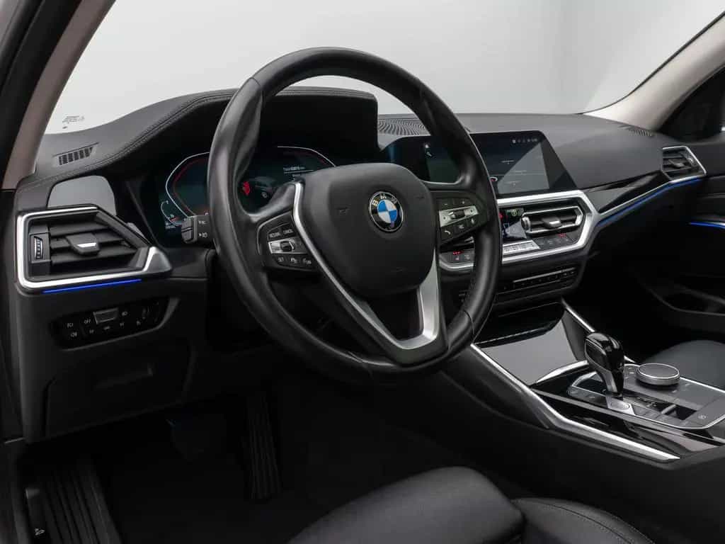 BMW 3 Series d  Luxury Line Panorama Kamera DAB AHK Alarm 08/2021-photo-20