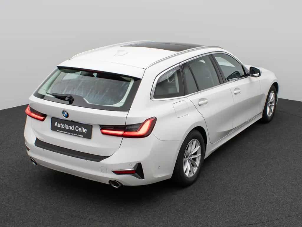 BMW 3 Series d  Luxury Line Panorama Kamera DAB AHK Alarm 08/2021-photo-6