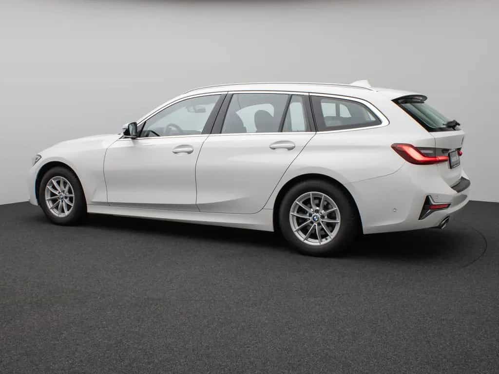 BMW 3 Series d  Luxury Line Panorama Kamera DAB AHK Alarm 08/2021-photo-9