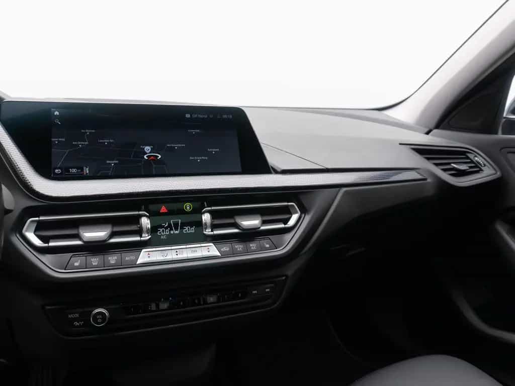 BMW 1 Series i Sport Line Kamera DAB DriveAs HiFi Panorama 07/2022-photo-20