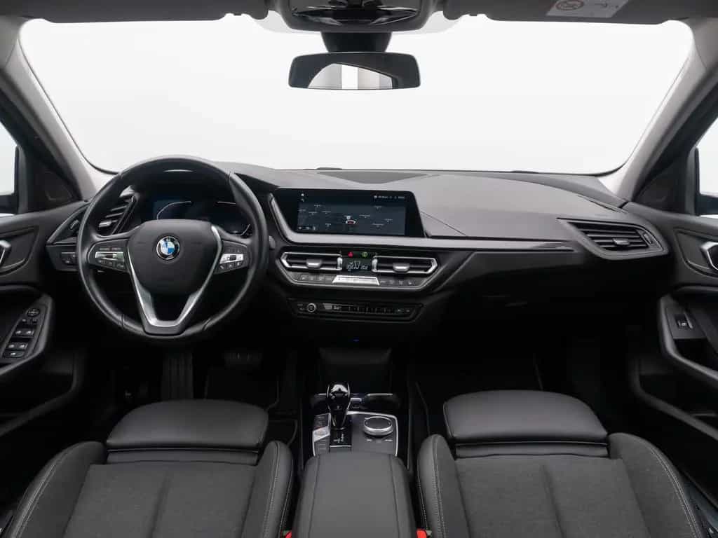 BMW 1 Series i Sport Line Kamera DAB DriveAs HiFi Panorama 07/2022-photo-39