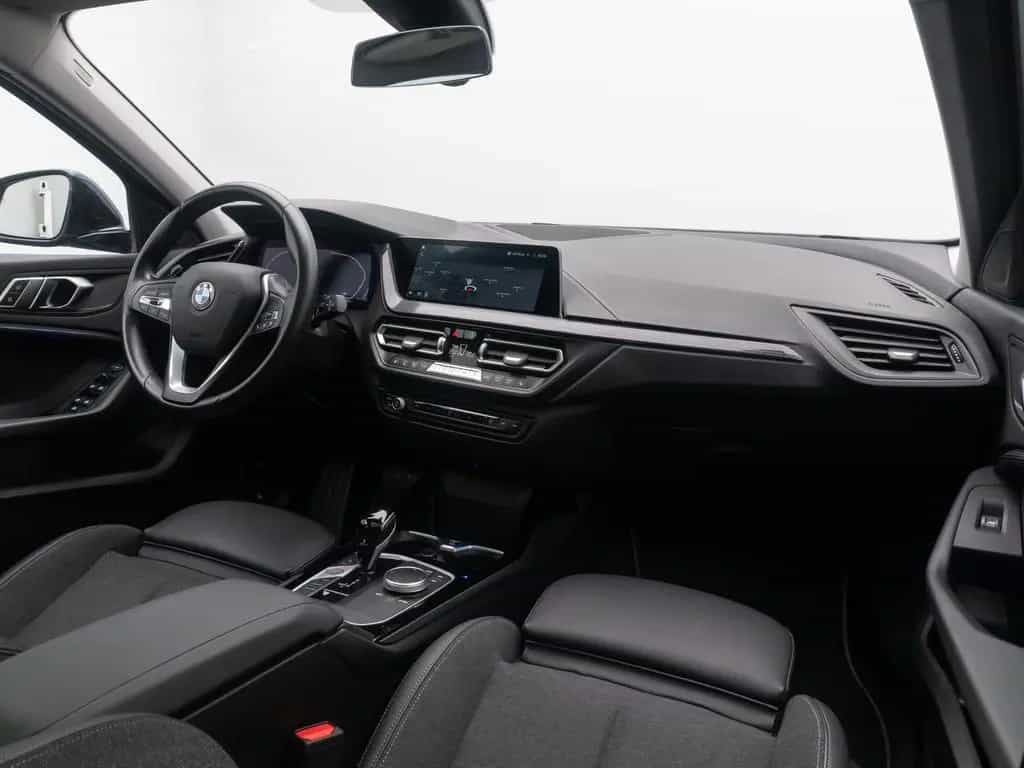 BMW 1 Series i Sport Line Kamera DAB DriveAs HiFi Panorama 07/2022-photo-40