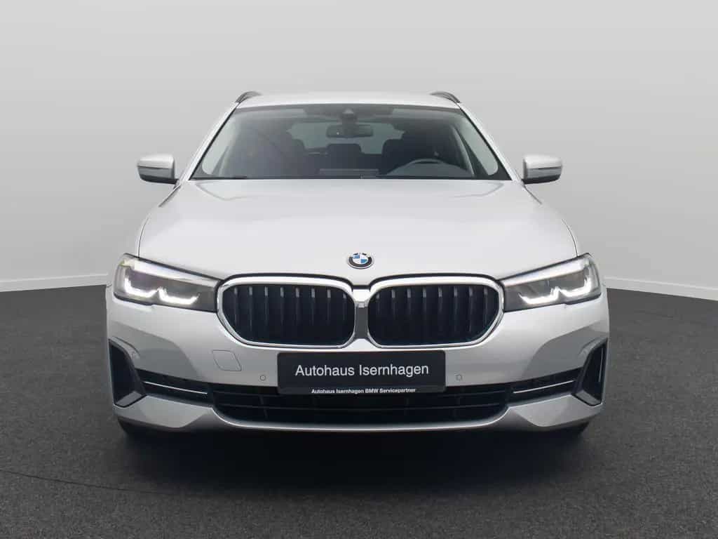 BMW 5 Series d Kamera DAB 4xKlima Alarm GeschwindigReg 10/2020-photo-1