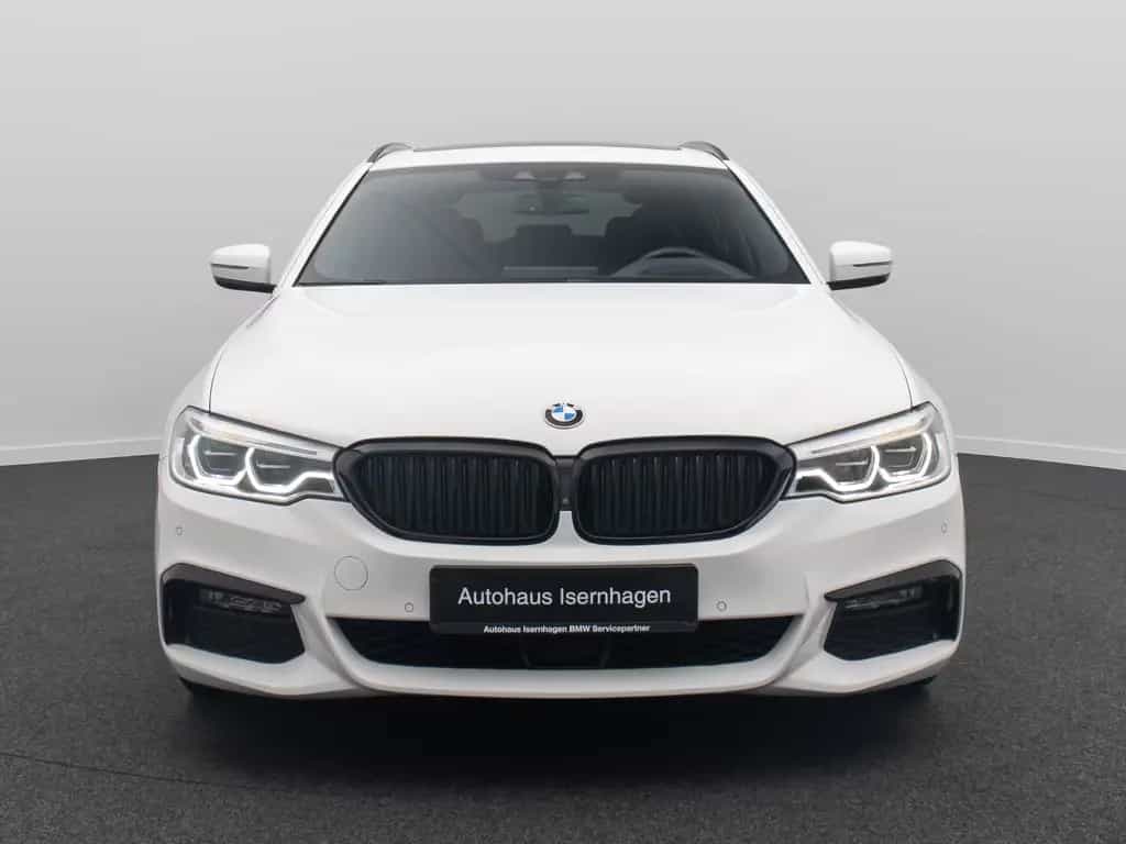 BMW 5 Series 530d M Sport 360°Komfort Panorama HUD DAB 20Zoll 12/2019-photo-1