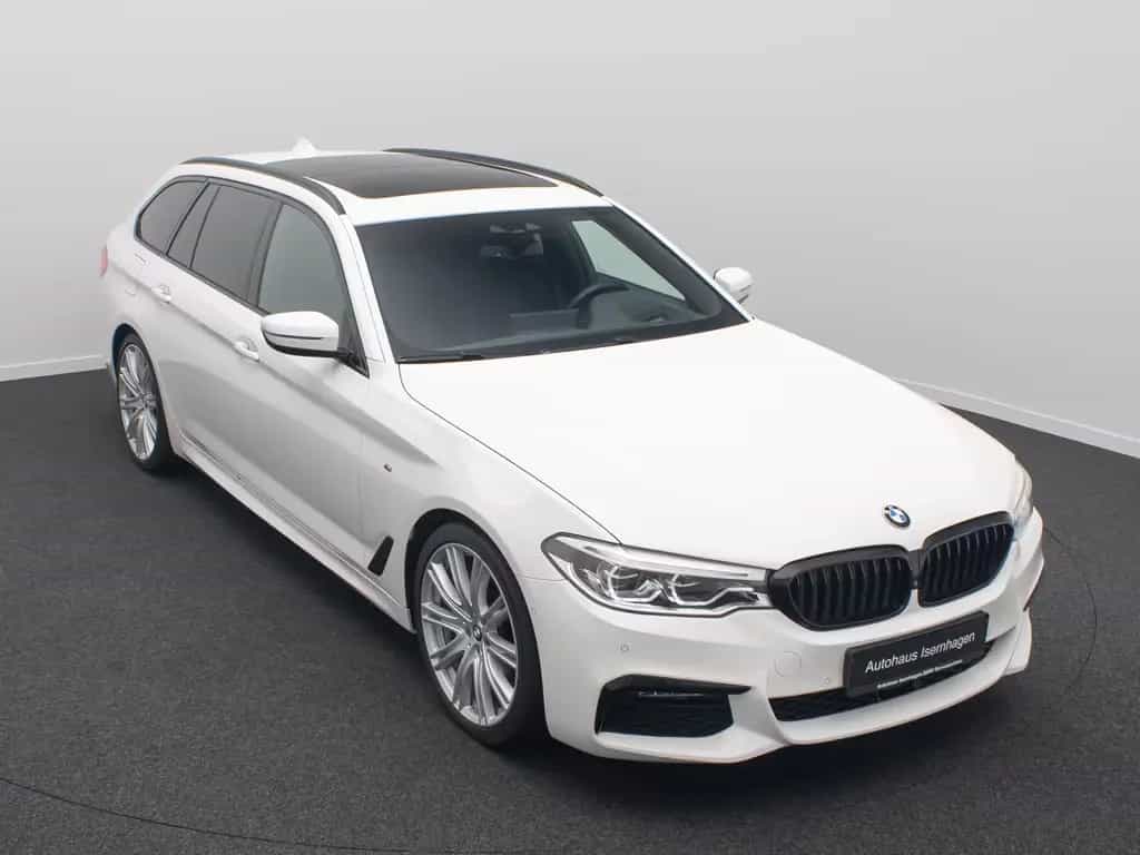BMW 5 Series 530d M Sport 360°Komfort Panorama HUD DAB 20Zoll 12/2019-photo-2