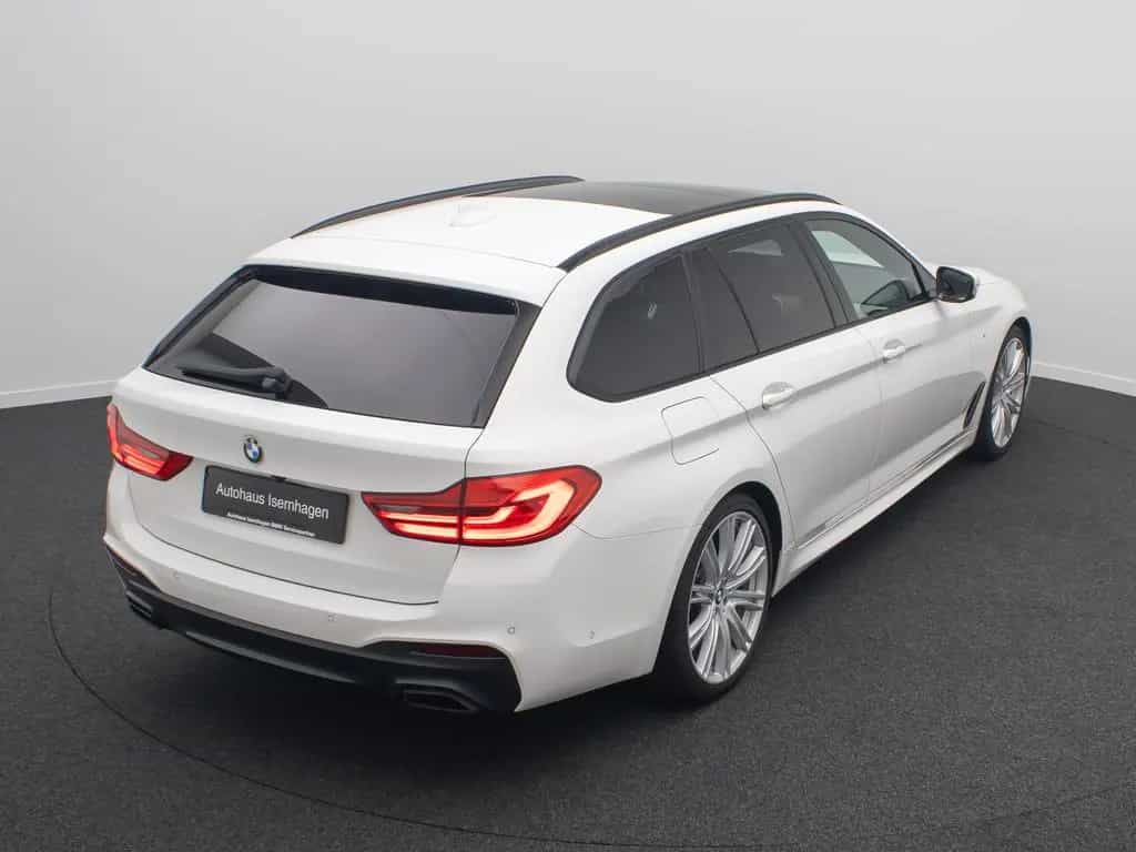 BMW 5 Series 530d M Sport 360°Komfort Panorama HUD DAB 20Zoll 12/2019-photo-6
