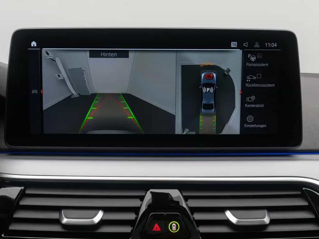 BMW 5 Series d xD 360°Glasdach Laser HUD DAB HiFi SoftCl 04/2021-photo-41