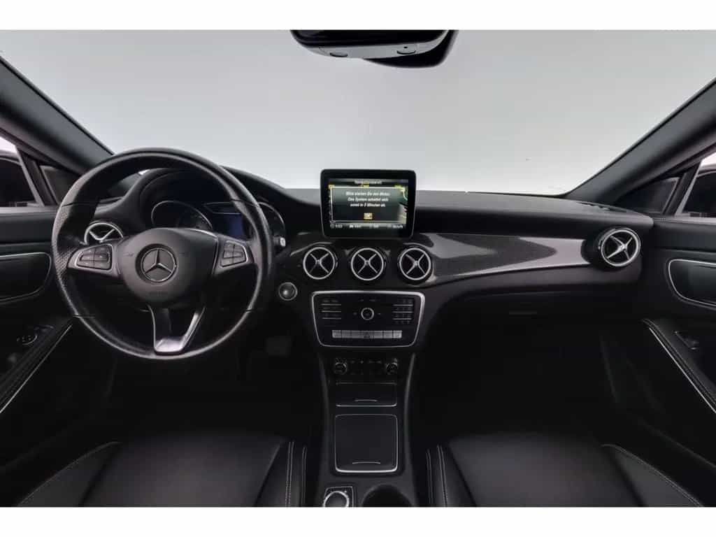 Mercedes-Benz CLA 200 Shooting Brake 7G-DCT Urban+LED+AHK+NAVI 10/2018-photo-9