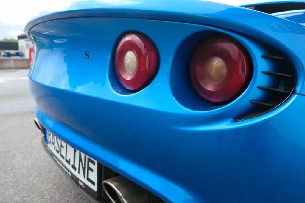 Lotus Elise S2  111 - RHD - top Zustand 08/2001-photo-26