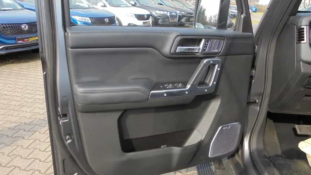 BAW 212 2,0TDi AT,Allrad,360Grad Kamera,Klima,LE 03/2026-photo-5