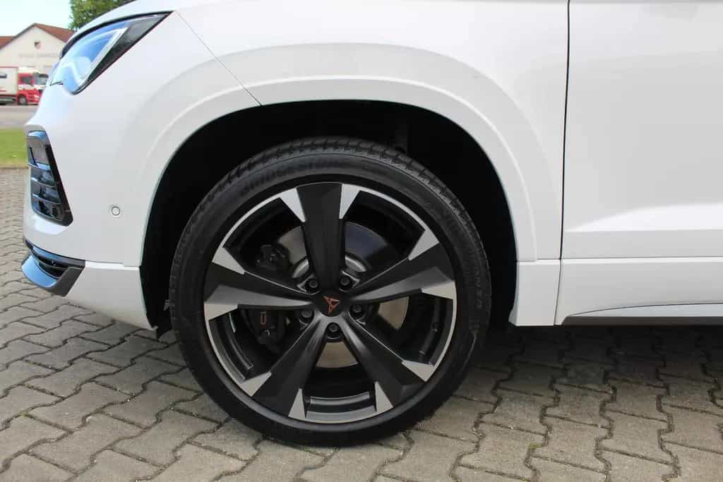 Cupra Ateca VZ 2,0 TSI DSG 4Drive 300PS AHK 360°KAM SH 11/2023-photo-6