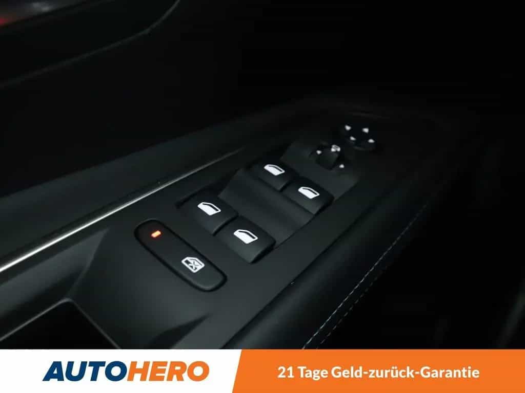 Peugeot 3008 1.6 PureTech Crossway Aut.*TEMPO*PDC*SHZ* 04/2019-photo-23