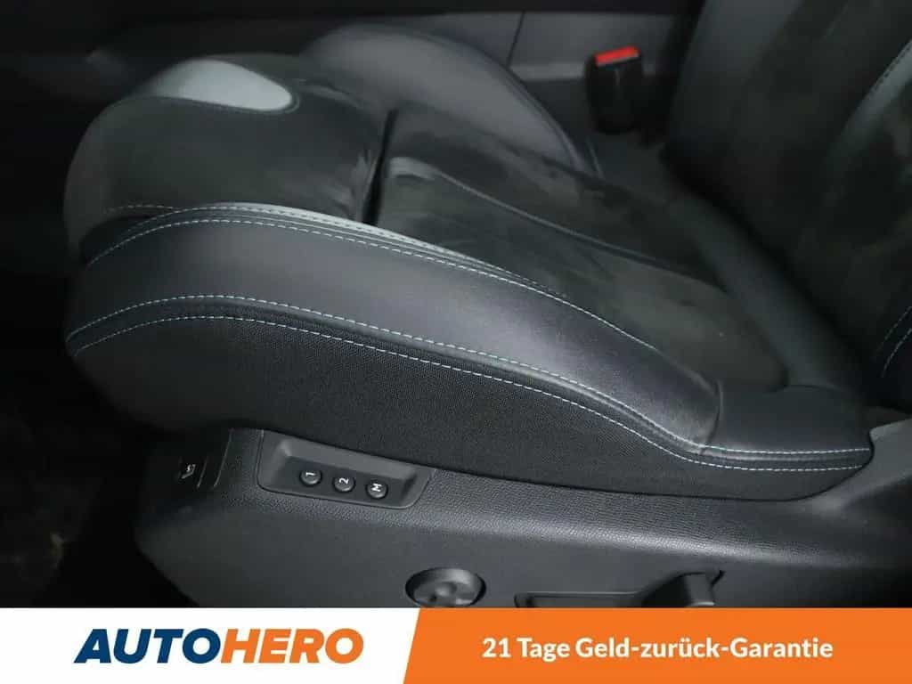 Peugeot 3008 1.6 PureTech Crossway Aut.*TEMPO*PDC*SHZ* 04/2019-photo-25