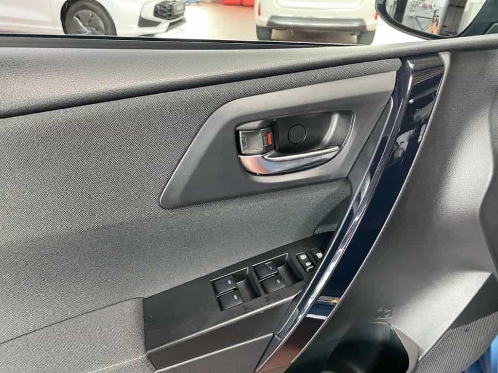 Toyota Auris Touring Sports 1.2 Turbo Edition-S+ *RCam* 05/2017-photo-21