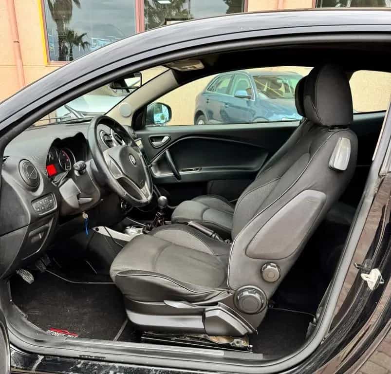 Alfa Romeo MiTo 1.6 JTDm 16V Distinctive Sport P 04/2009-photo-7