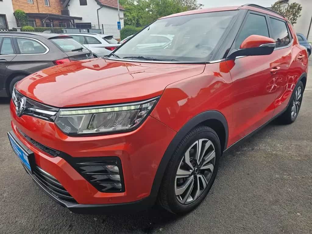 Ssangyong Tivoli 1.5 T Navi Leder Kamera Sitzheizung Sitzb 10/2019-photo-0
