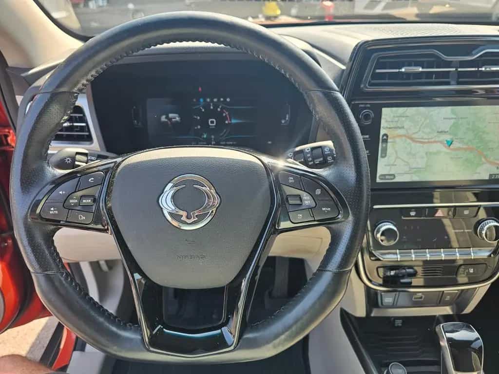 Ssangyong Tivoli 1.5 T Navi Leder Kamera Sitzheizung Sitzb 10/2019-photo-11