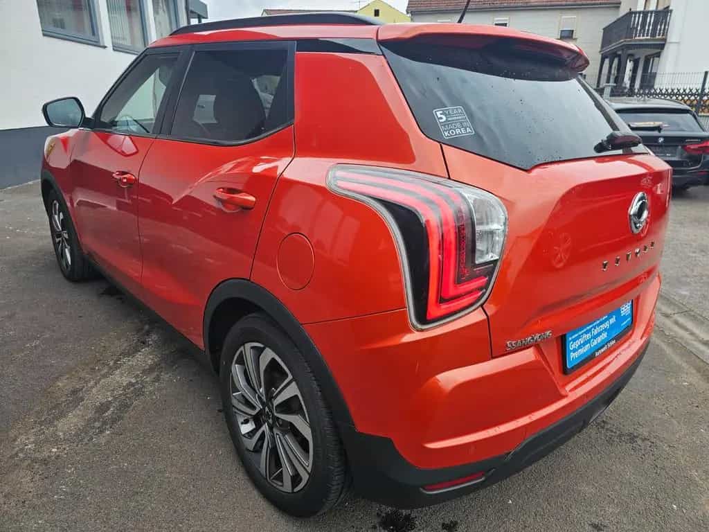 Ssangyong Tivoli 1.5 T Navi Leder Kamera Sitzheizung Sitzb 10/2019-photo-5