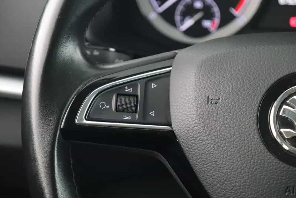 Skoda Karoq STYLE 1.5TSI ANHÄNGERKUPPLUNG+VARIOFLEX 05/2019-photo-14
