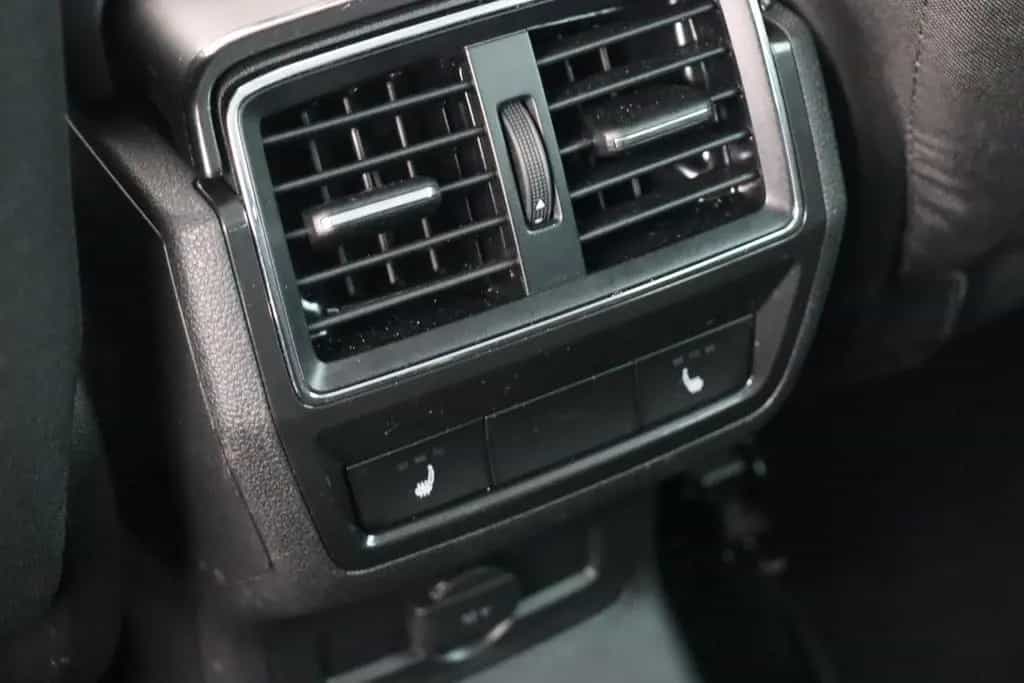 Skoda Karoq TOUR 1.5TSI DSG VOLL-LED+RÜCKFAHRKAMERAuvm 10/2023-photo-12