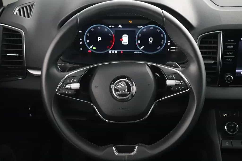 Skoda Karoq TOUR 1.5TSI DSG VOLL-LED+RÜCKFAHRKAMERAuvm 10/2023-photo-14