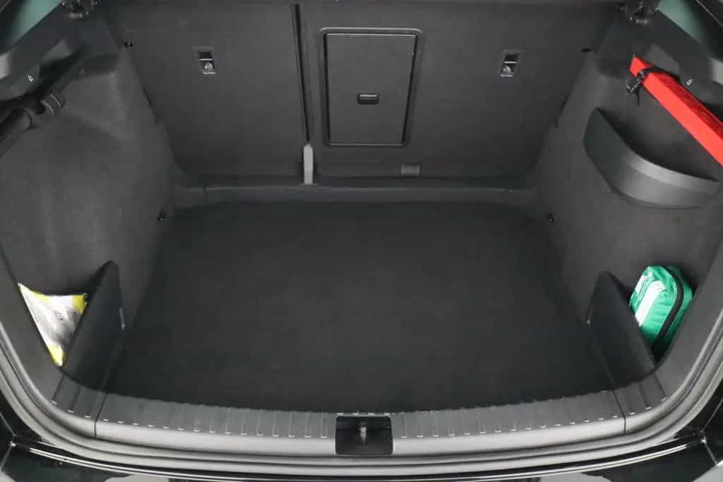 Skoda Karoq TOUR 1.5TSI DSG VOLL-LED+RÜCKFAHRKAMERAuvm 10/2023-photo-24