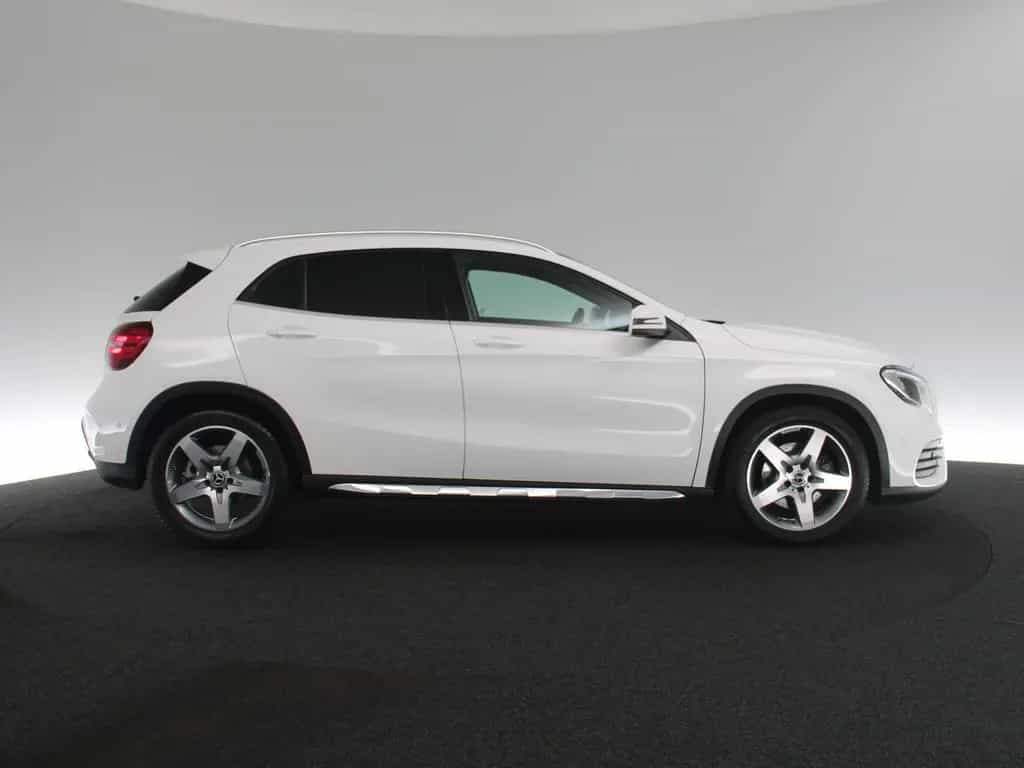 Mercedes-Benz GLA 250 AMG Line SITZHEIZUNG KLIMA 12/2019-photo-22
