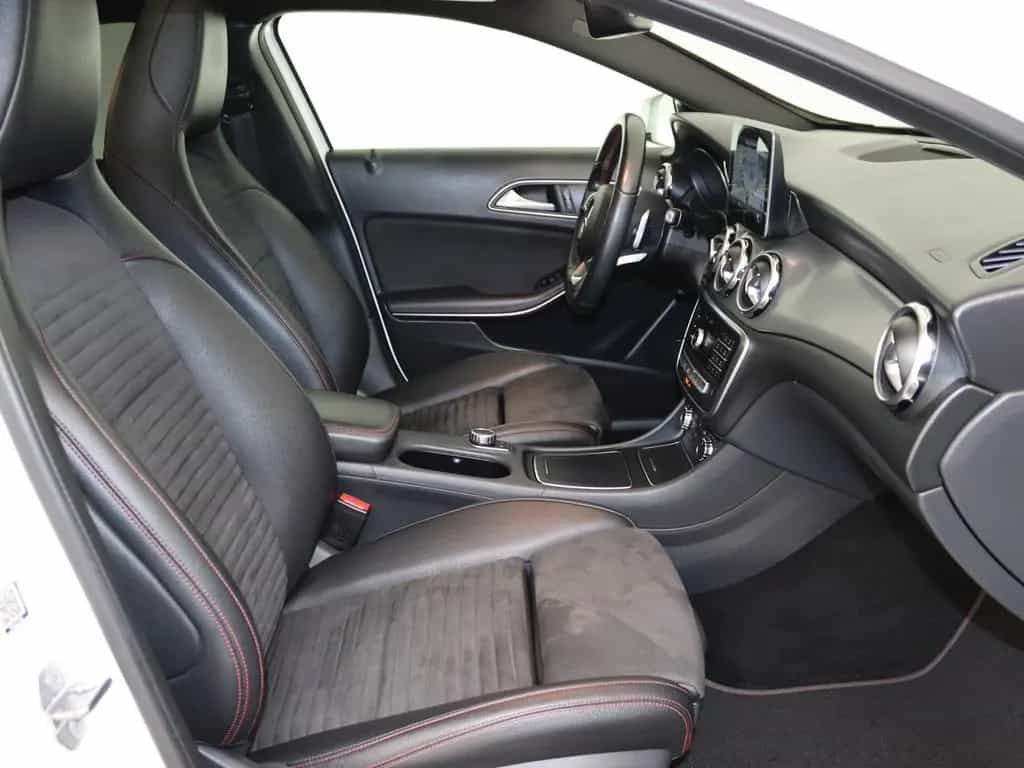 Mercedes-Benz GLA 250 AMG Line SITZHEIZUNG KLIMA 12/2019-photo-7
