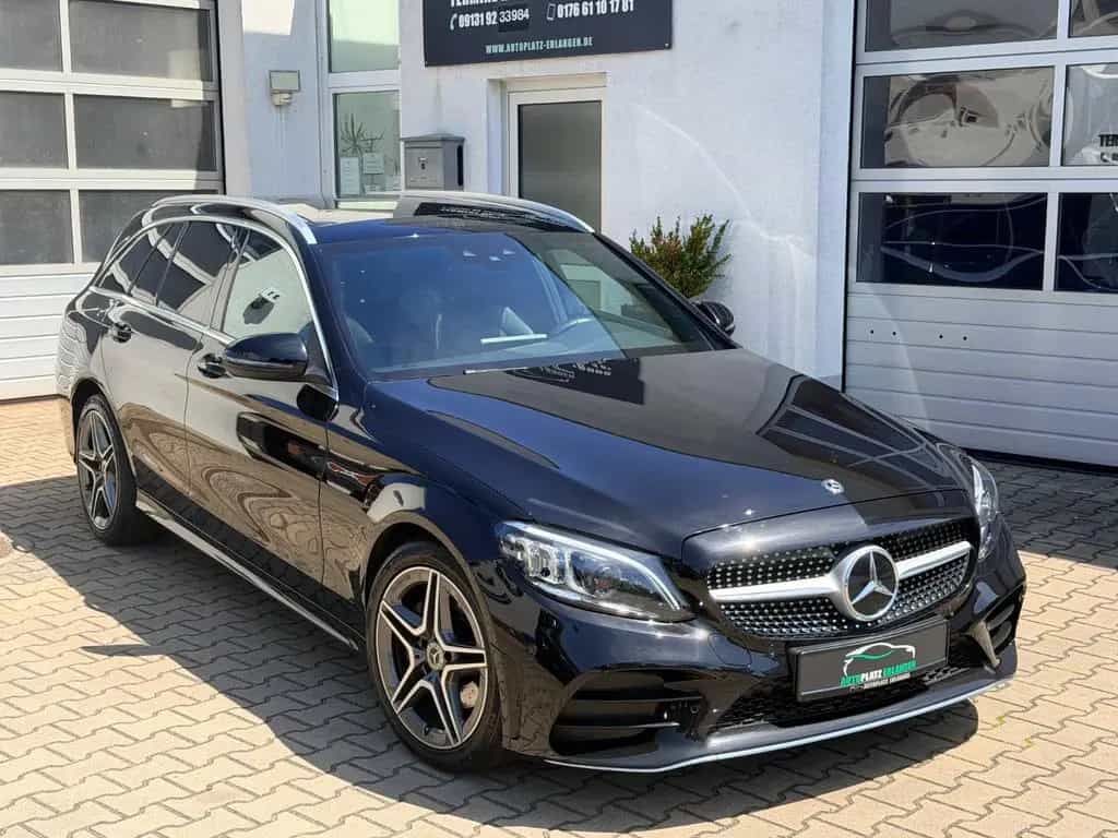 Mercedes-Benz C 180 T AMG Line *AHK*PANO*LEDER* 01/2021-photo-1