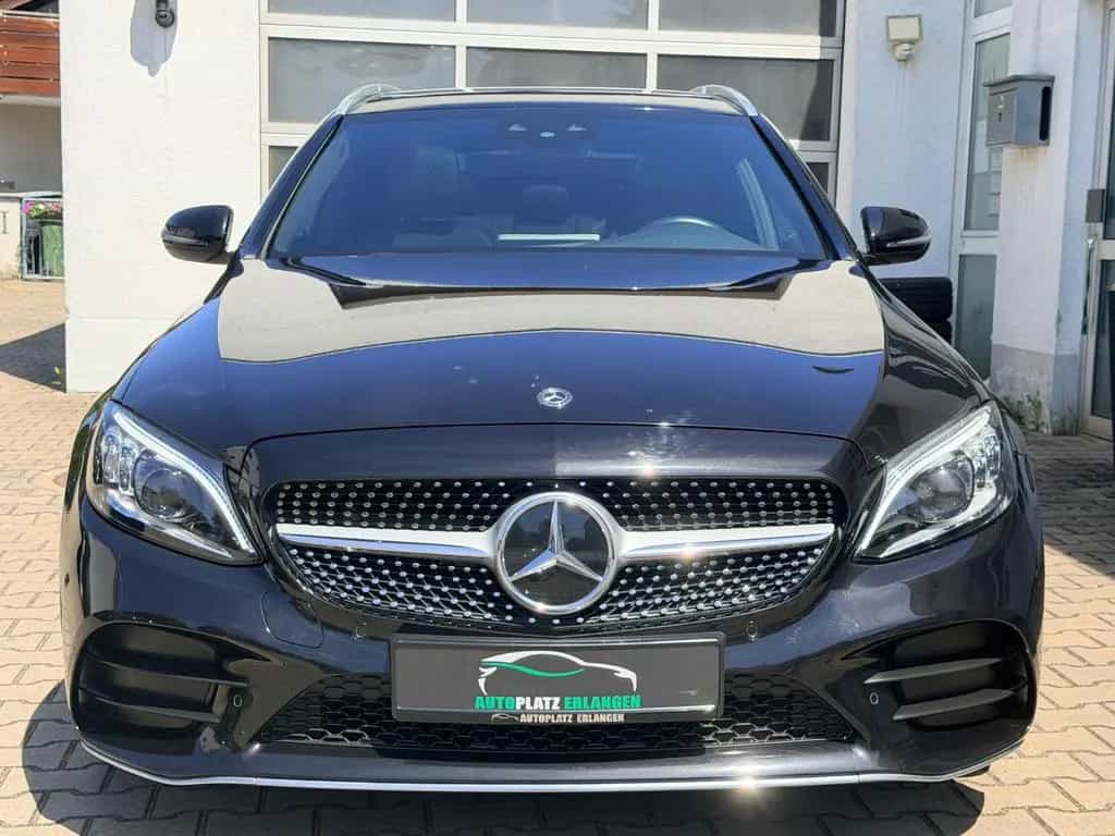 Mercedes-Benz C 180 T AMG Line *AHK*PANO*LEDER* 01/2021-photo-2