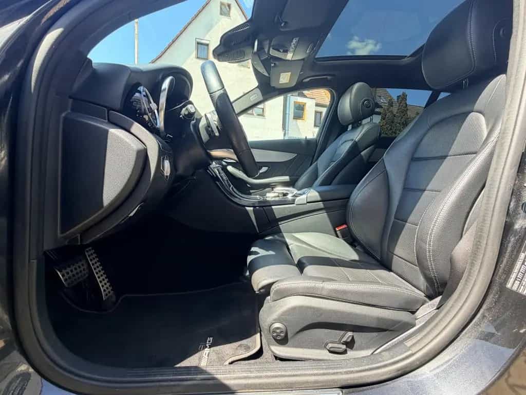 Mercedes-Benz C 180 T AMG Line *AHK*PANO*LEDER* 01/2021-photo-24