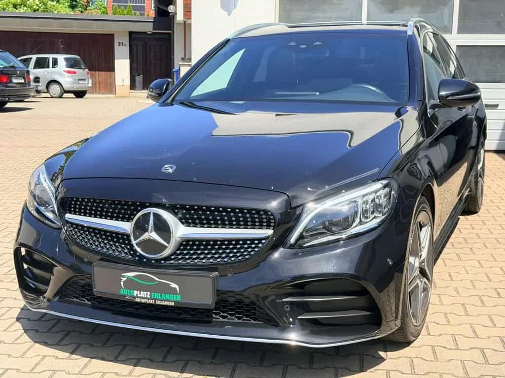 Mercedes-Benz C 180 T AMG Line *AHK*PANO*LEDER* 01/2021-photo-3