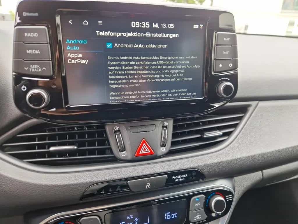 Hyundai i30 Fastback 2.0 T-GDI N Performance KAM SHZ NAV 03/2019-photo-24