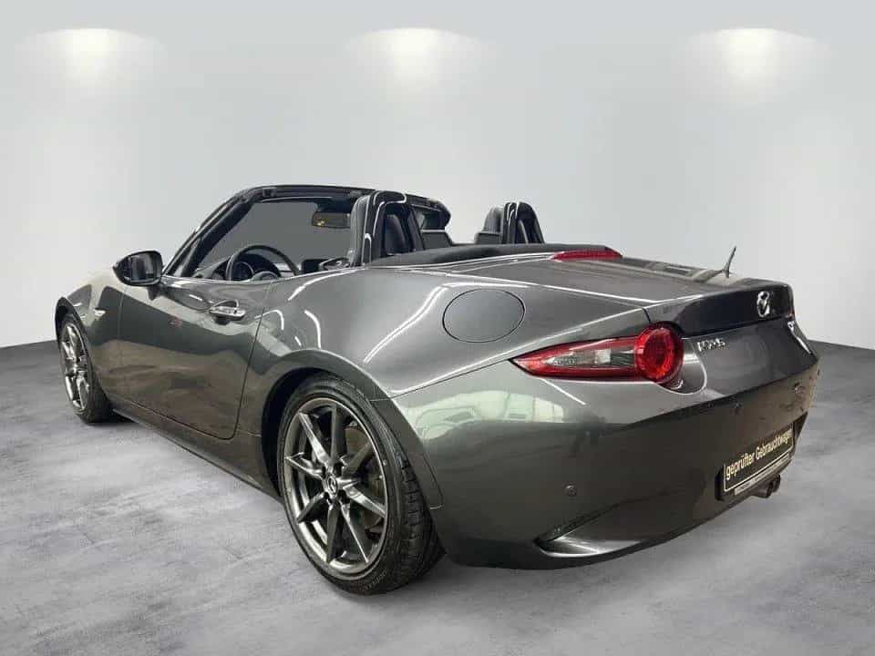 Mazda MX-5 2.0l "Selection" "ACT-P" 184PS "BOSE" 04/2020-photo-3