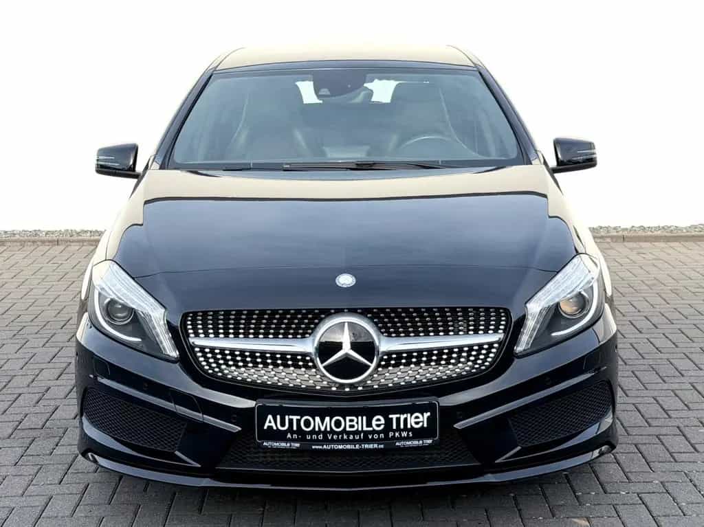 Mercedes-Benz A-Class / AMG LINE / NAVI / PDC / LEDER / GARANTIE 05/2015-photo-1