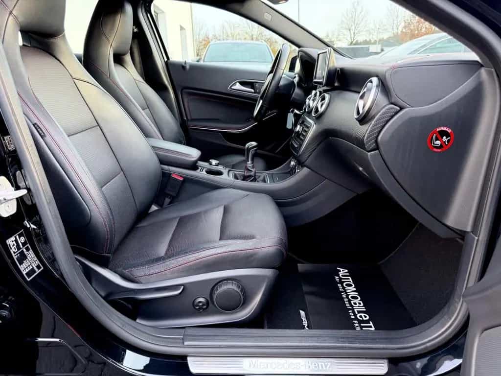 Mercedes-Benz A-Class / AMG LINE / NAVI / PDC / LEDER / GARANTIE 05/2015-photo-12