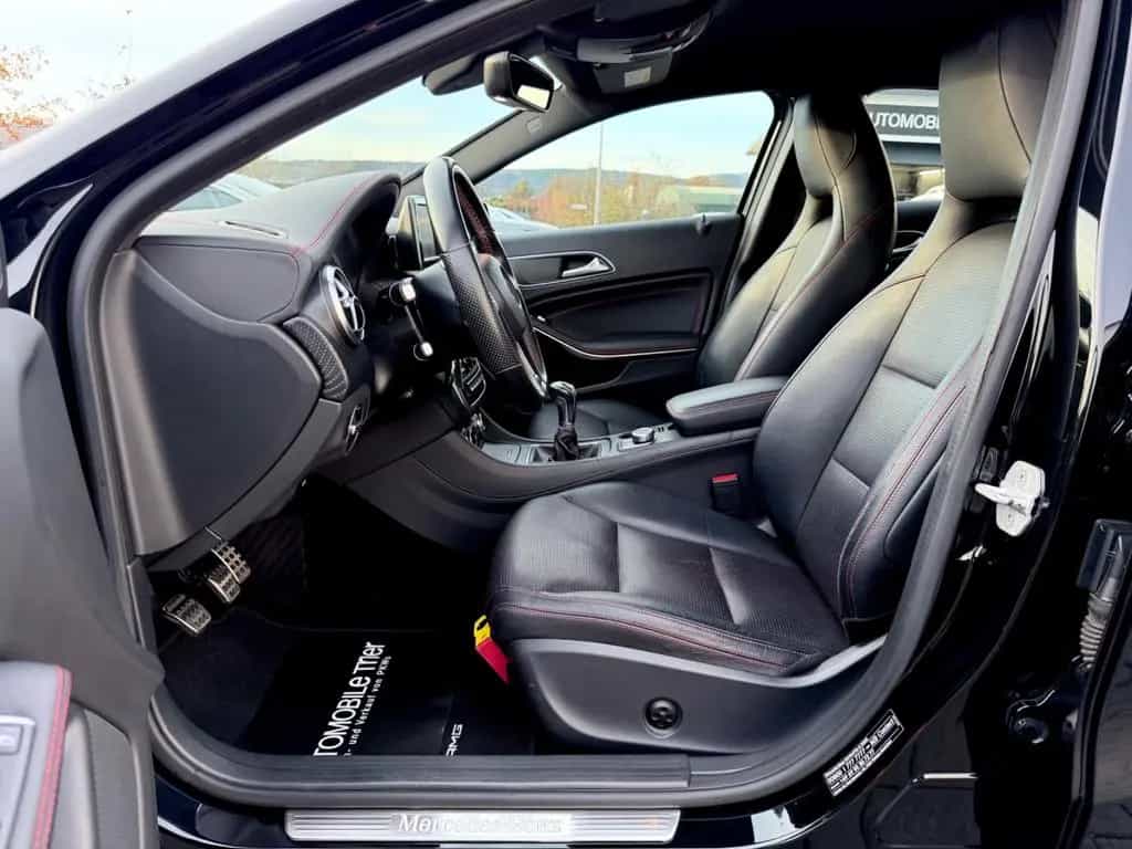 Mercedes-Benz A-Class / AMG LINE / NAVI / PDC / LEDER / GARANTIE 05/2015-photo-8