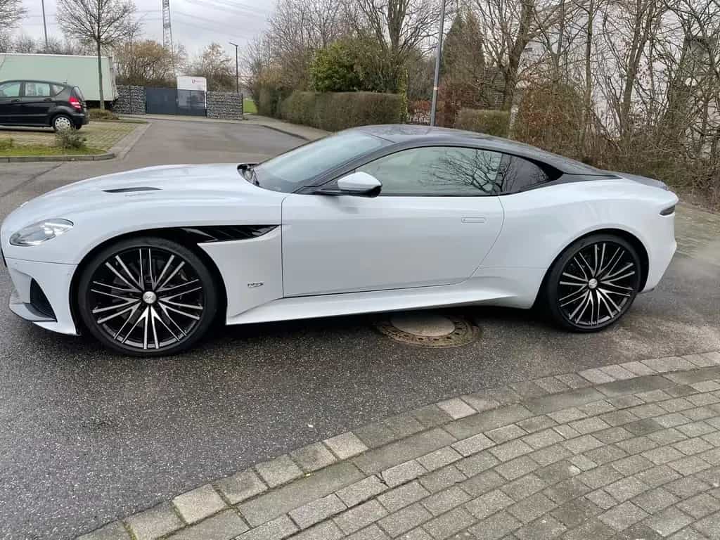 Aston Martin DBS 5.2 V12 -Superleggera Coupé 06/2021-photo-0