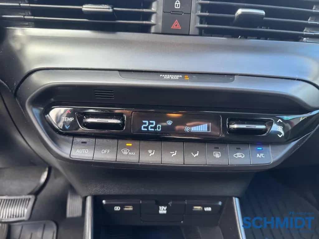 Hyundai i20 Trend BOSE Sound 7G-DCT Navi-Paket Kimaatm. 12/2020-photo-12
