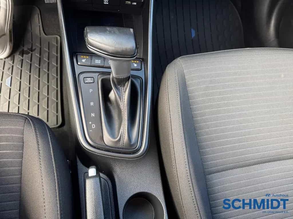 Hyundai i20 Trend BOSE Sound 7G-DCT Navi-Paket Kimaatm. 12/2020-photo-14