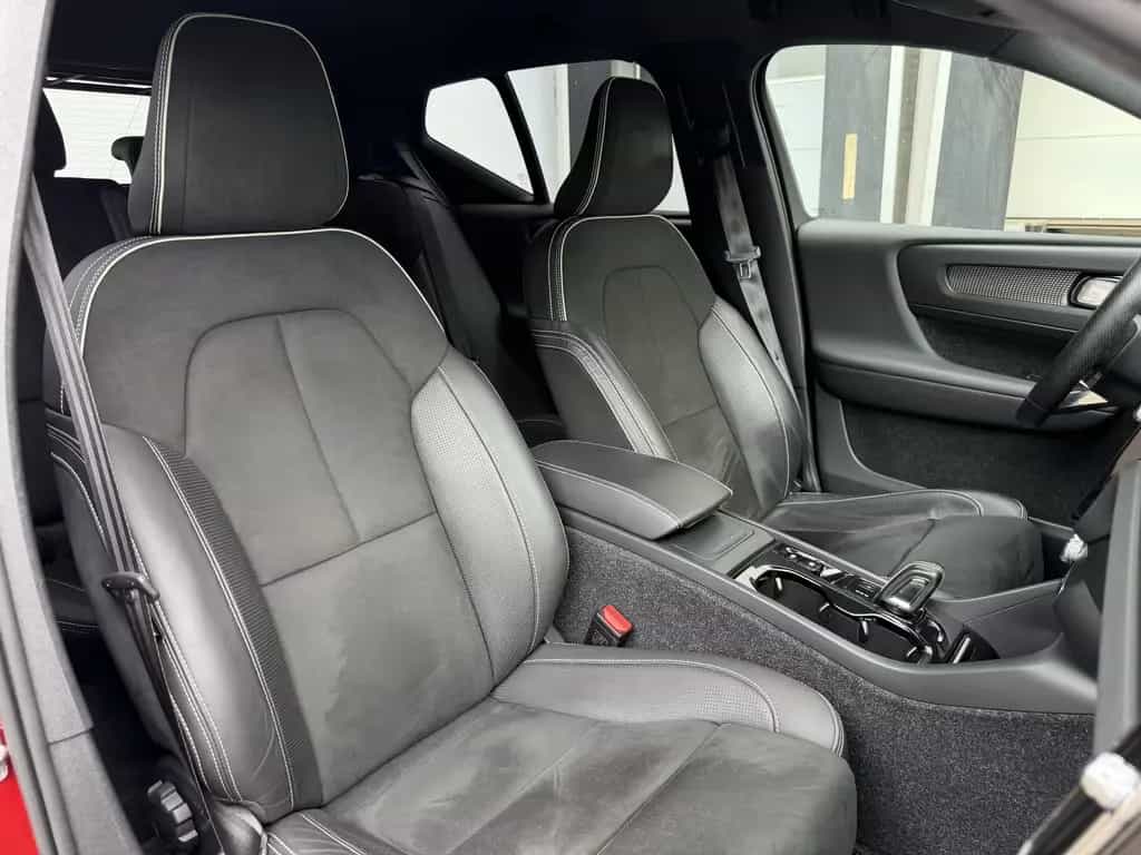 Volvo XC40 R Design AWD LED Navi VirtuelCockit Sensus 10/2018-photo-25