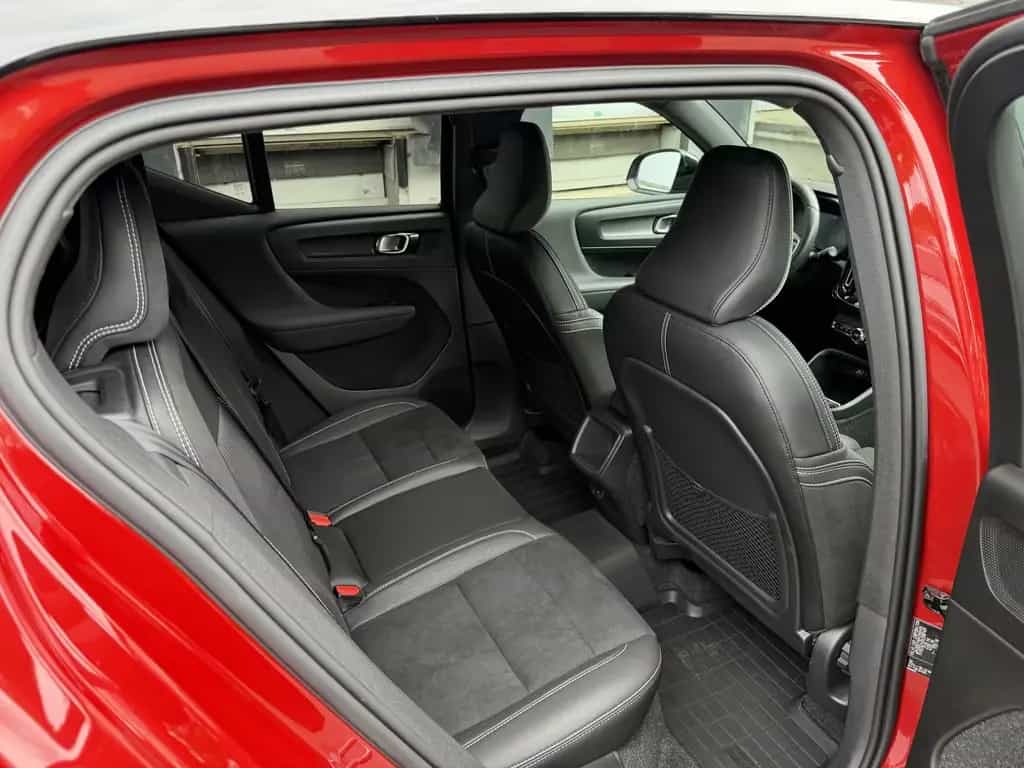 Volvo XC40 R Design AWD LED Navi VirtuelCockit Sensus 10/2018-photo-27