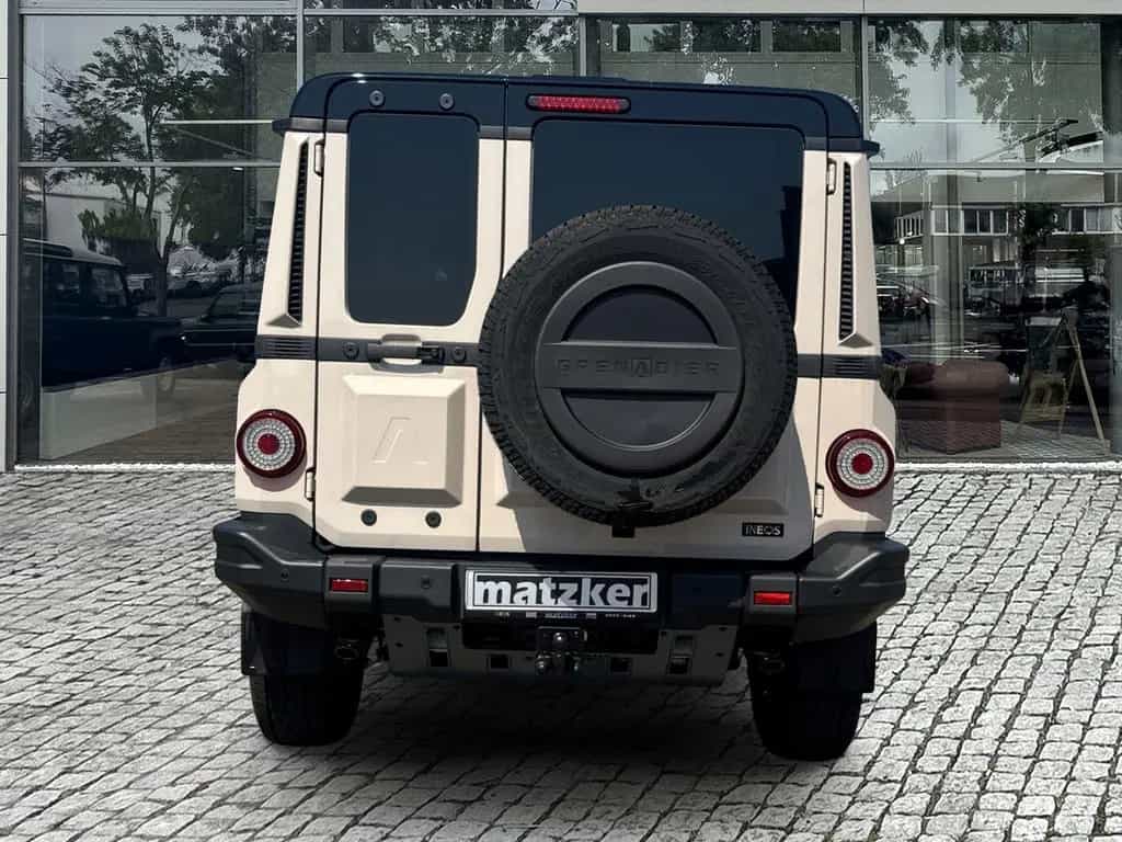 INEOS Grenadier Station Wagon 3.0 Benzin 05/2026-photo-3