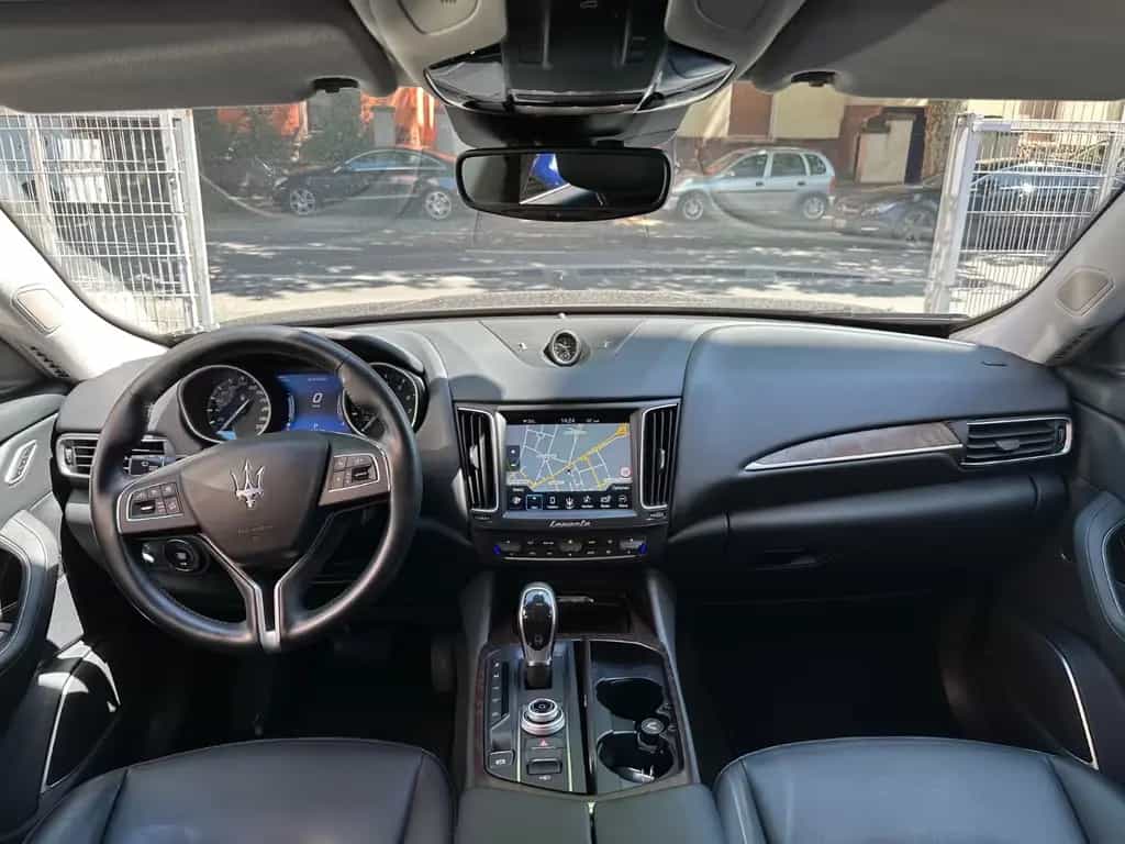 Maserati Levante Q4 Deutsch! 1.Hand Scheckheft! 360° Luft 03/2018-photo-12