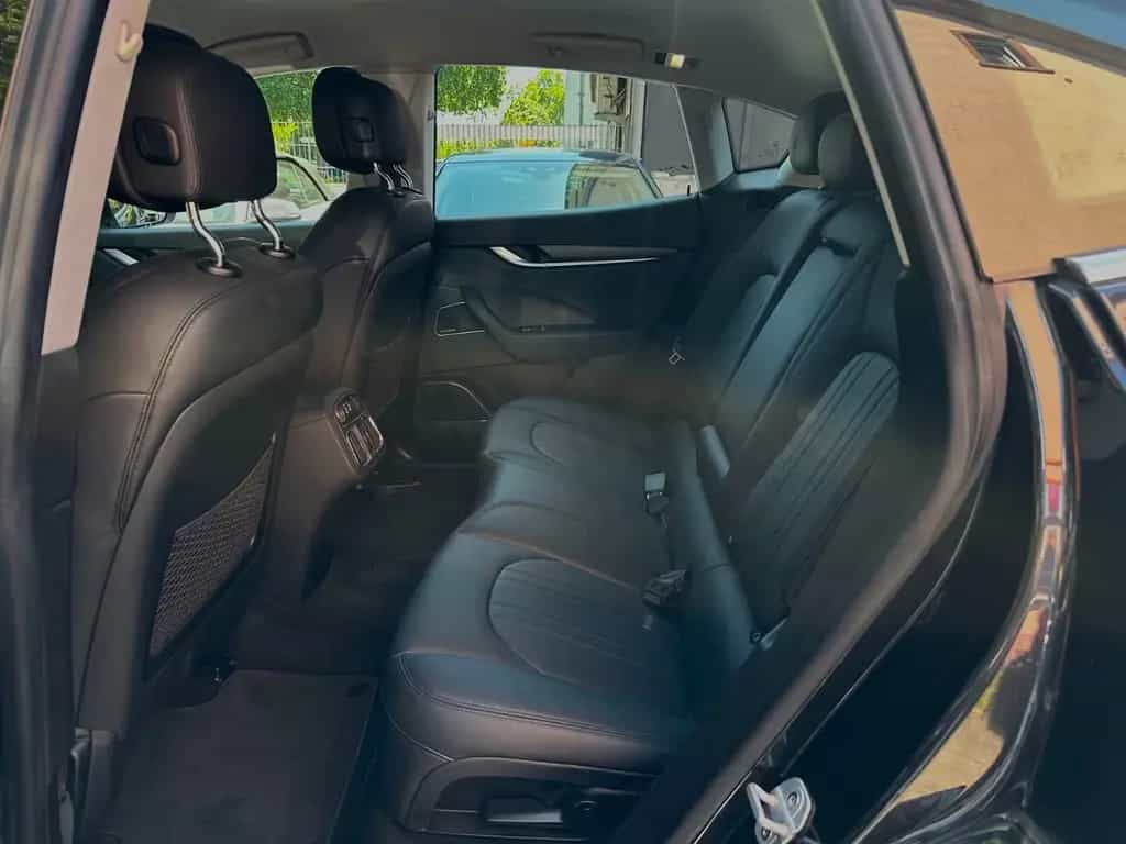 Maserati Levante Q4 Deutsch! 1.Hand Scheckheft! 360° Luft 03/2018-photo-14