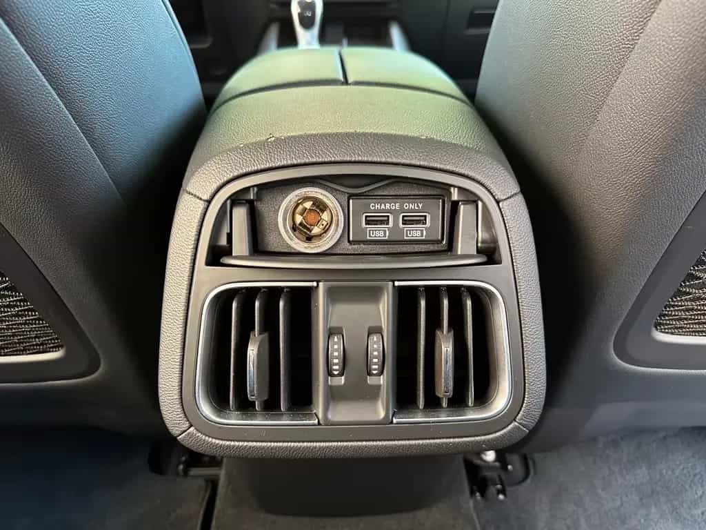Maserati Levante Q4 Deutsch! 1.Hand Scheckheft! 360° Luft 03/2018-photo-15