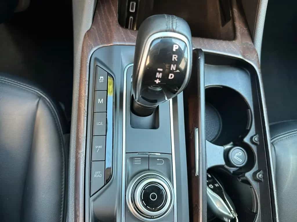 Maserati Levante Q4 Deutsch! 1.Hand Scheckheft! 360° Luft 03/2018-photo-19